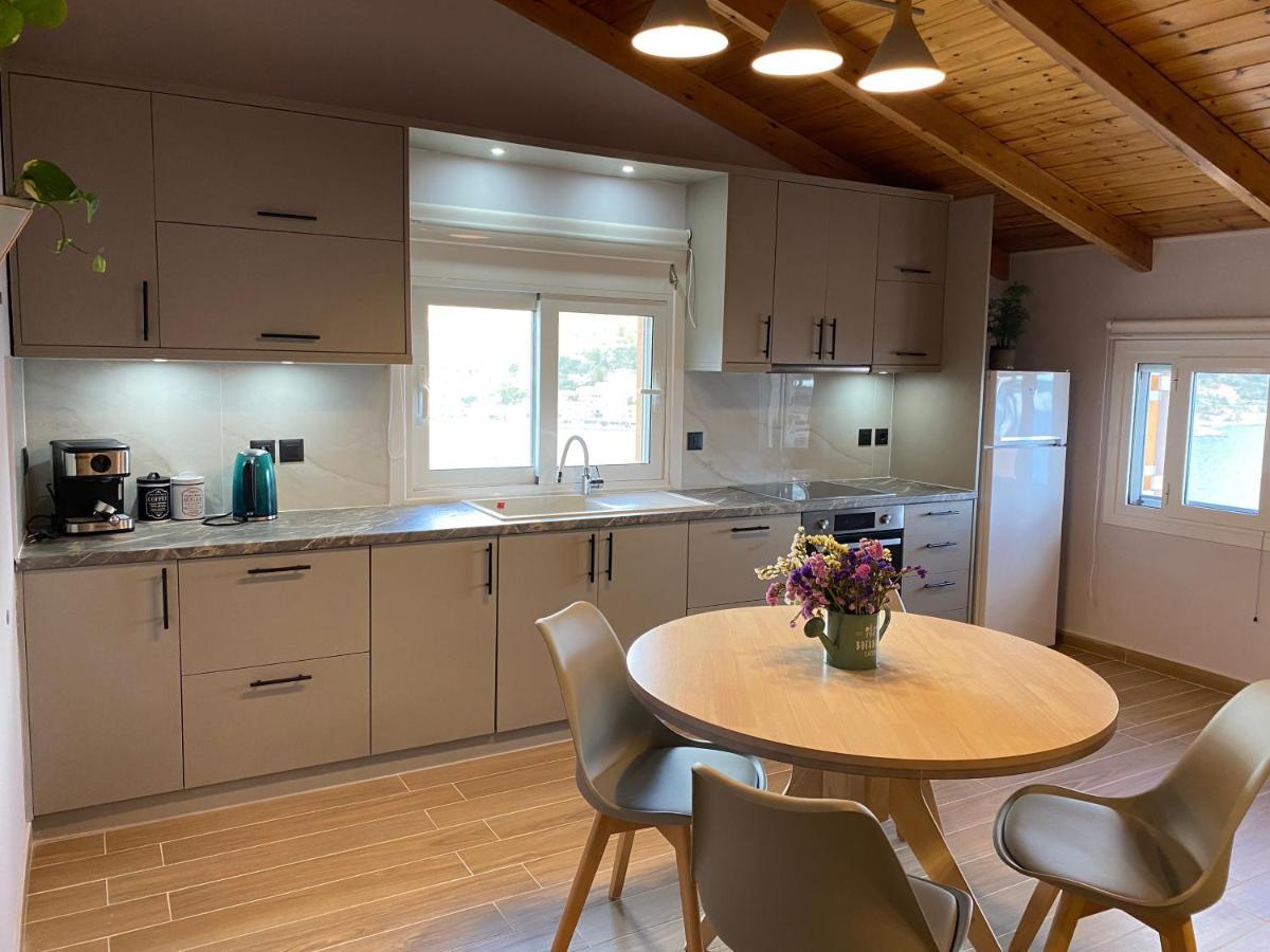 Christina'S Loft Apartment Agia Efimia Luaran gambar