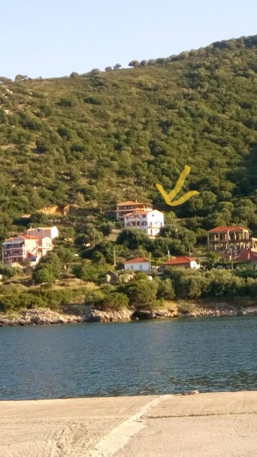 Christina'S Loft Apartment Agia Efimia Luaran gambar